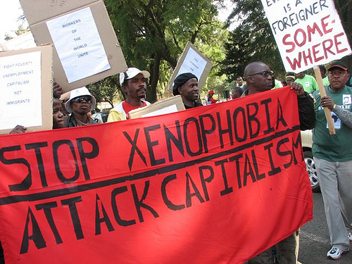 Demo der Anti-Xenophobia-Coalition in Johannesburg am 24.05.2008
Fotos: picspol (flickr.com)
