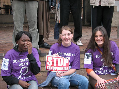 Demo der Anti-Xenophobia-Coalition in Johannesburg am 24.05.2008
Fotos: picspol (flickr.com)