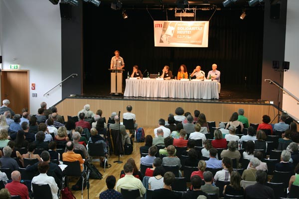 Session II: Von der Hilfe zur Solidarität