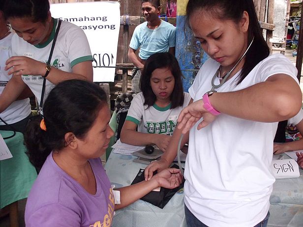 Medizinisches Nothilfe-Team von Samahang Operasyong Sagip (SOS) während der Flutnothilfe 2012. (Foto: SOS)