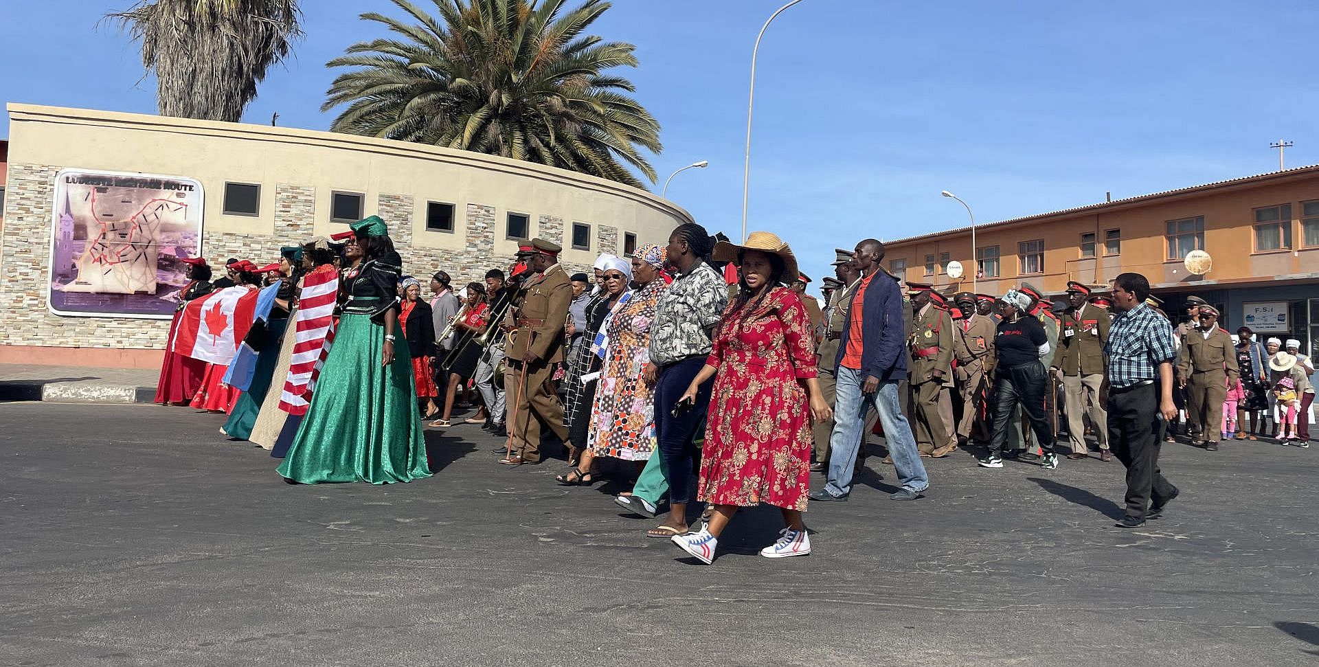 Marsch zur Erinnerung an den Genozid an den Ovaherero und Nama in Namibia. (Foto: medico)