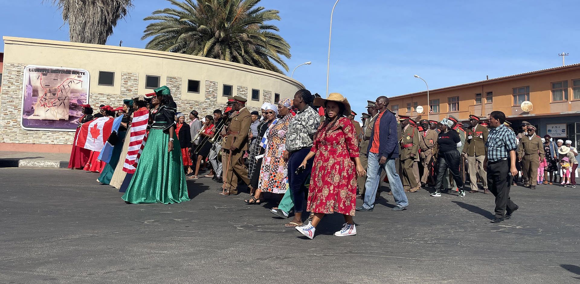 Marsch zur Erinnerung an den Genozid an den Ovaherero und Nama in Namibia. (Foto: medico)