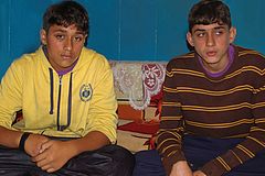 Was die beiden Jungen für ihr Leben gehalten hatten, endete an einem Oktobertag mit ihrer Abschiebung in den Kosovo. (Foto: Norbert Mappes-Niediek)