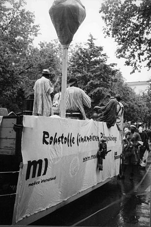 medico-Wagen auf der Parade