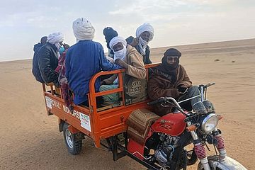 Europas Grenzen in der Sahara – Migration, Abschiebungen und Solidarität