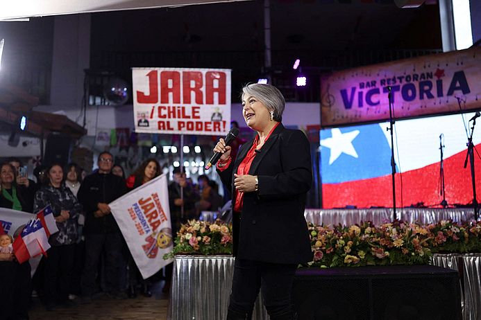 Auf einer Wahlkampfveranstaltung von Jeannette Jara.
