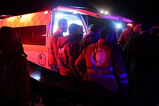 Nothelfer:innen des Kurdischen Roten Halbmonds