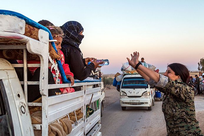 Geflüchtete aus Rakka in Rojava