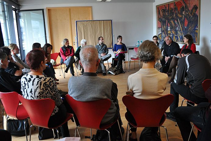 Die Arbeitsgruppen am Nachmittag. (Foto: Marjorie Apel)