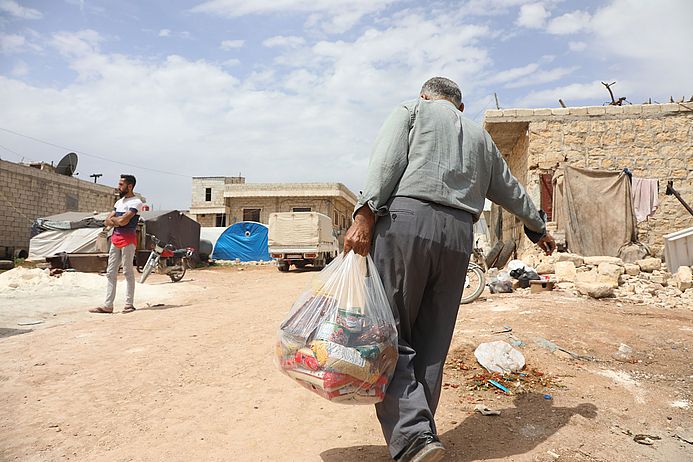 Lebensmittelhilfe in Nordwest-Syrien
