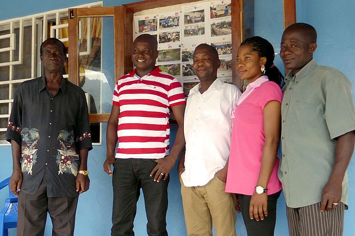 medico-Partner in Sierra Leone: Sie streiten seit Jahren für einen gleichen und gerechten Zugang zu Gesundheit. (Foto: medico)