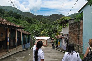 In El Salvador sind auf Druck von unten vor allem im Gesundheitsbereich erstaunliche Bewegungen angestoßen worden. 