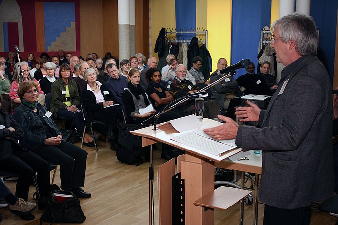 Beispiel Afghanistan: Thomas Gebauer, Geschäftsführer medico international