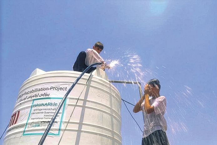 Trinkwasser in einem Village Rehabilitation Project, Garmian, Irak