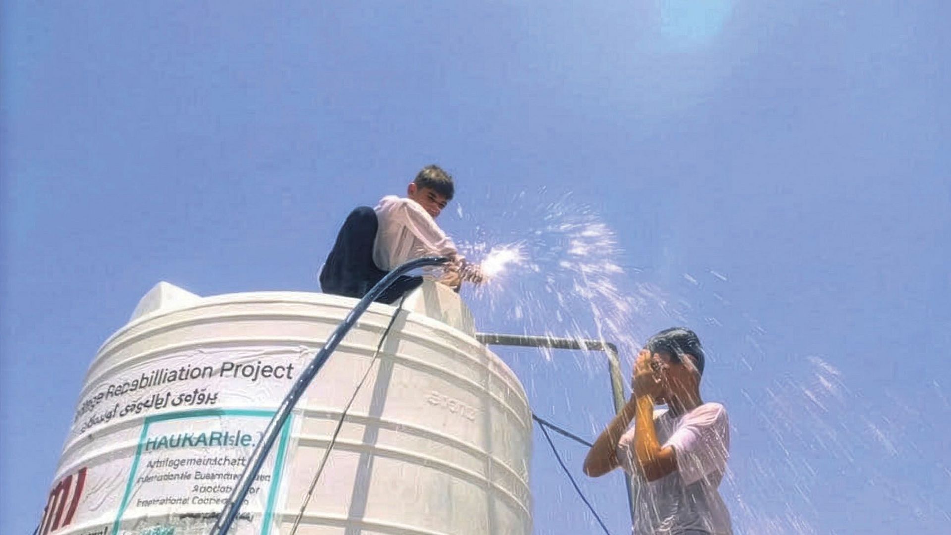 Trinkwasser in einem Village Rehabilitation Project, Garmian, Irak