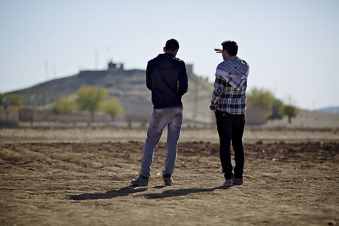 Refugiados en la frontero siria con Turquía (Foto: Roland Geisheimer)