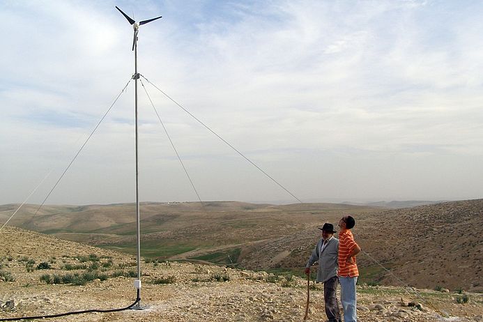 Mobile Windräder umgehen das israelische Bauverbot.