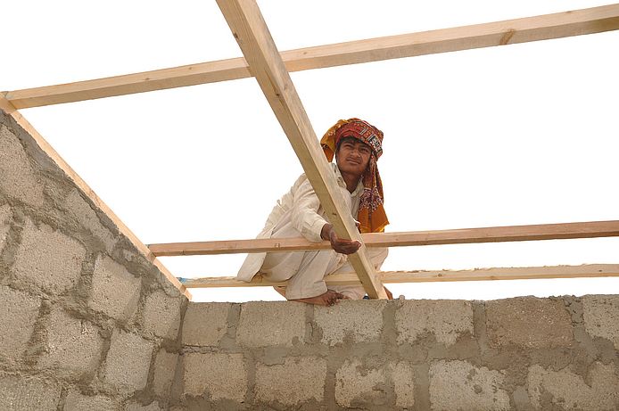 Modelldörfer in Mitbestimmung: Bessere Dächer als vor der Flut.